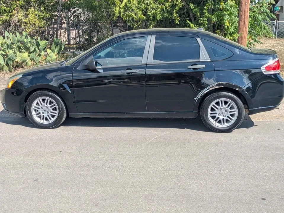 2010 Ford Focus 2nd Gen - Image 7 of 11
