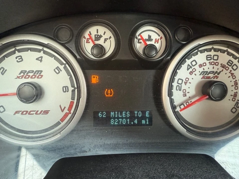 2010 Ford Focus 2nd Gen - Image 13 of 16