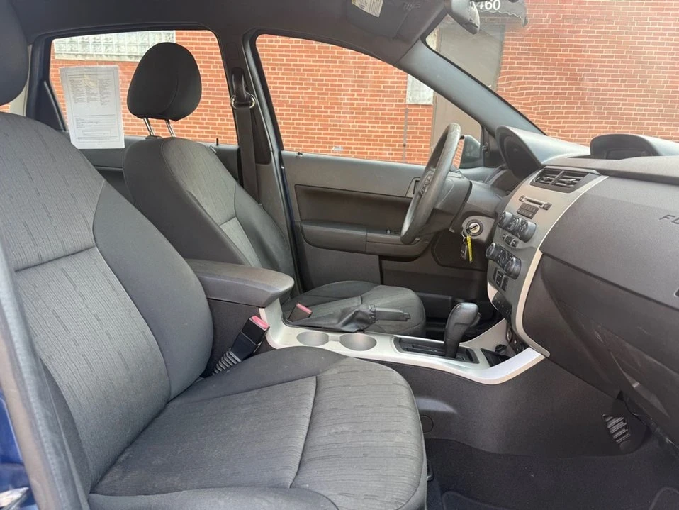 2010 Ford Focus 2nd Gen - Image 10 of 16