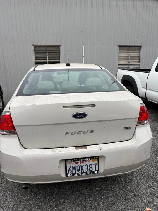 2010 Ford Focus 2nd Gen - Image 3 of 3