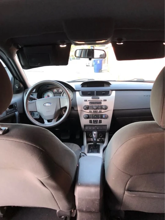 2010 Ford Focus 2nd Gen - Image 5 of 8