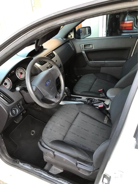 2010 Ford Focus 2nd Gen - Image 7 of 8