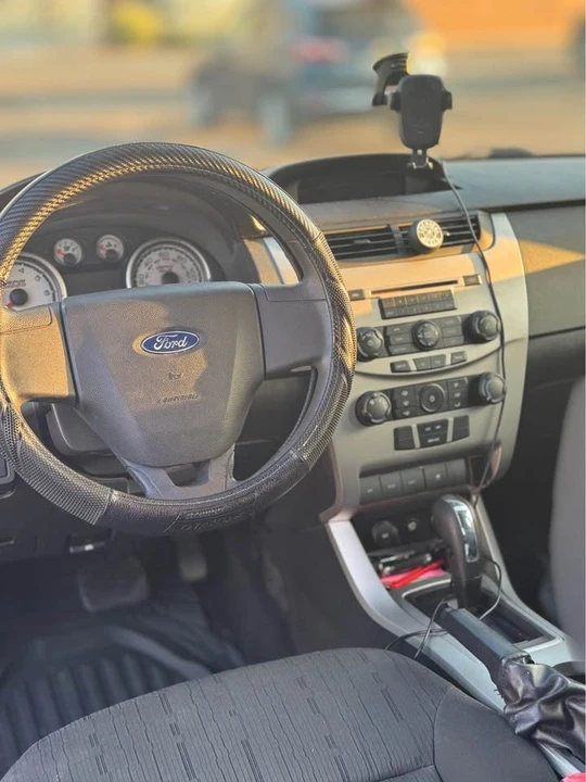 2010 Ford Focus 2nd Gen - Image 8 of 13