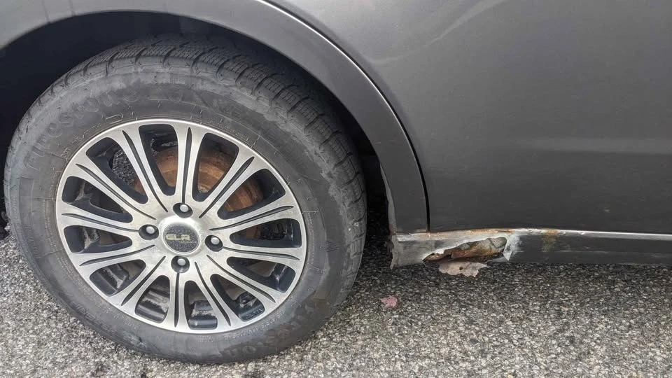 2010 Ford Focus 2nd Gen - Image 13 of 17