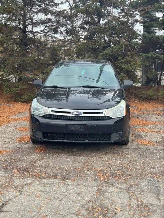 2010 Ford Focus 2nd Gen - Image 2 of 13