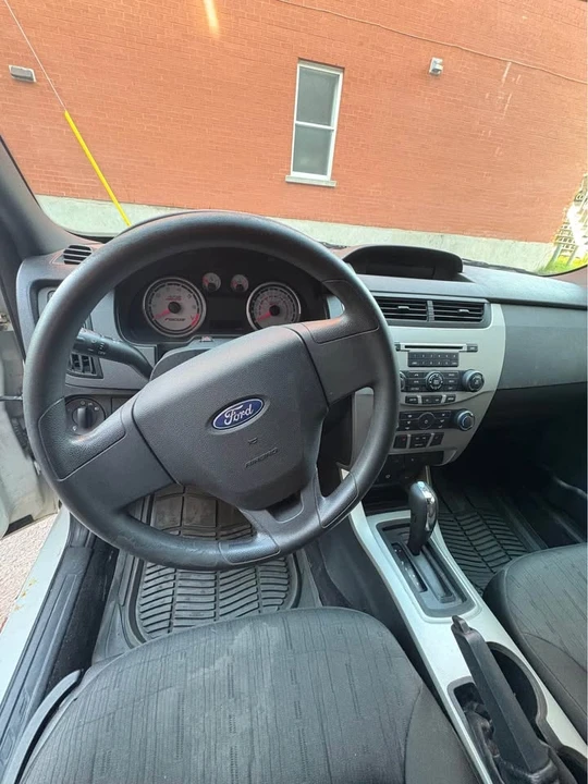2010 Ford Focus 2nd Gen - Image 8 of 10