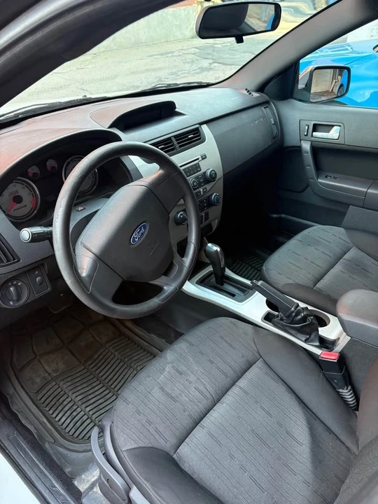 2010 Ford Focus 2nd Gen - Image 6 of 10
