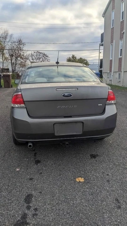 2010 Ford Focus 2nd Gen - Image 4 of 17