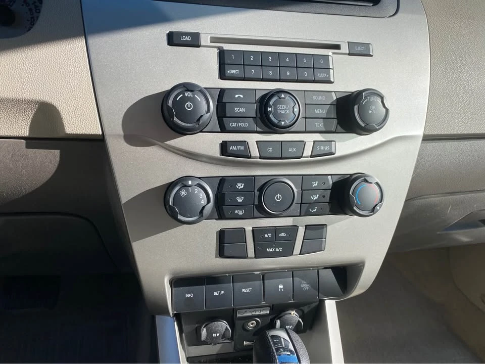 2010 Ford Focus 2nd Gen - Image 14 of 19