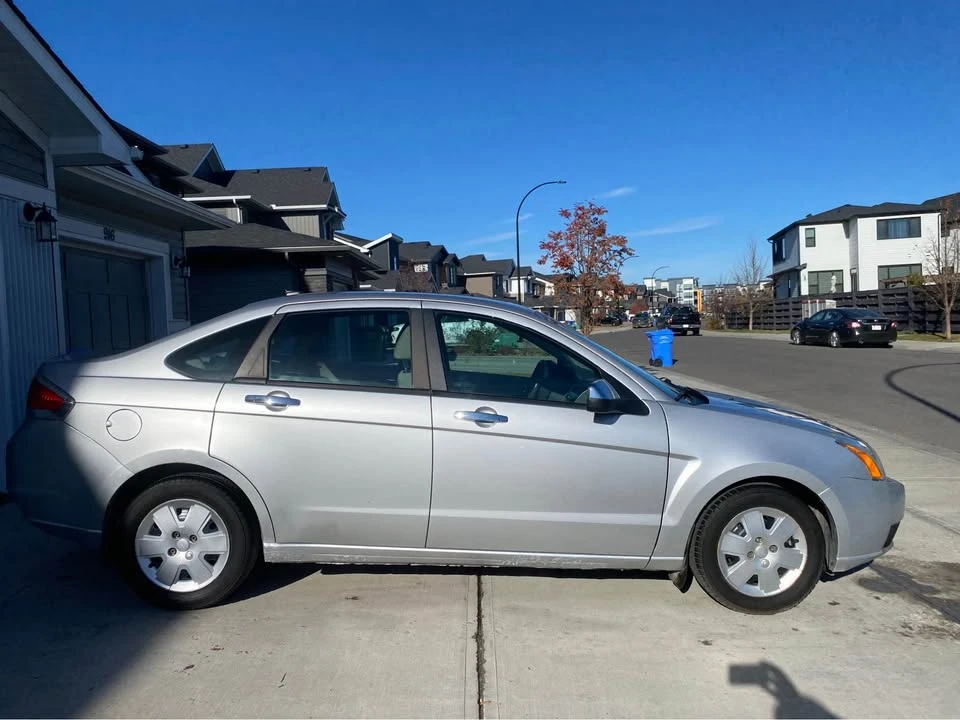 2010 Ford Focus 2nd Gen - Image 7 of 19