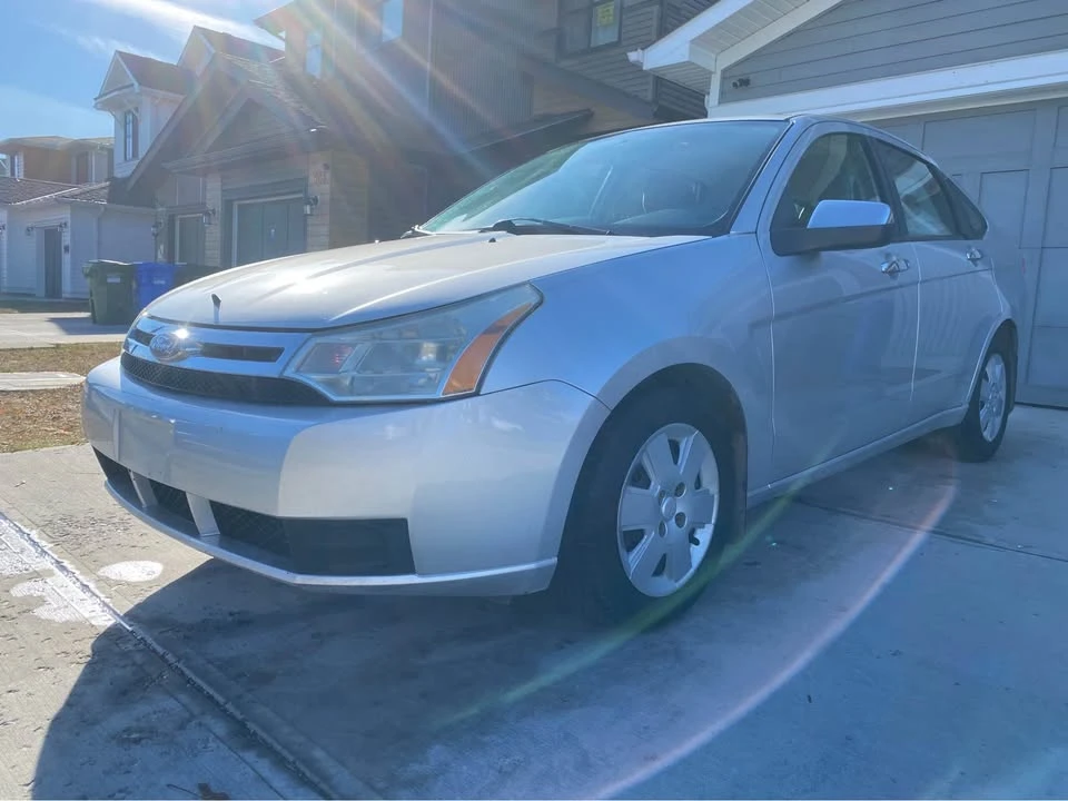 2010 Ford Focus 2nd Gen - Image 3 of 19