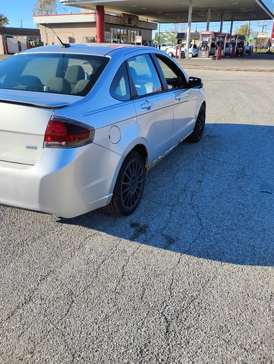 2010 Ford Focus 2nd Gen - Image 4 of 7