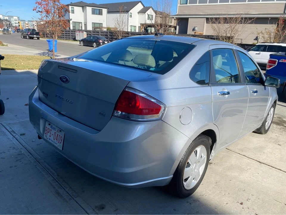 2010 Ford Focus 2nd Gen - Image 9 of 19