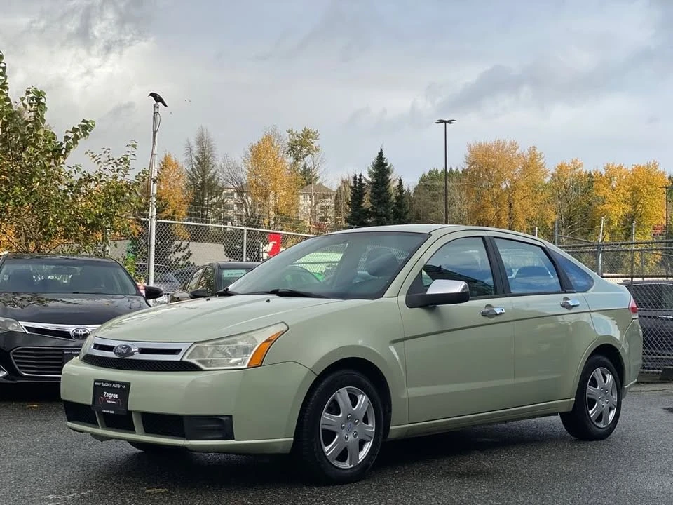 2010 Ford Focus 2nd Gen - Image 3 of 16