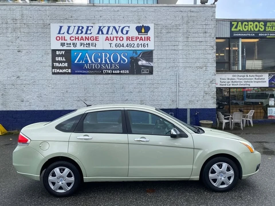 2010 Ford Focus 2nd Gen - Image 7 of 16