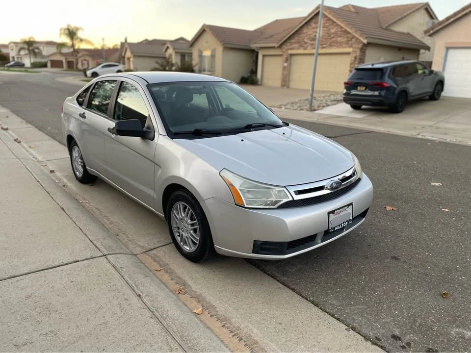 2010 Ford Focus 2nd Gen - Image 3 of 7