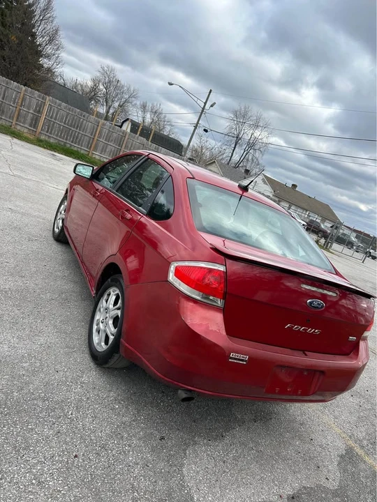 2010 Ford Focus 2nd Gen - Image 5 of 9