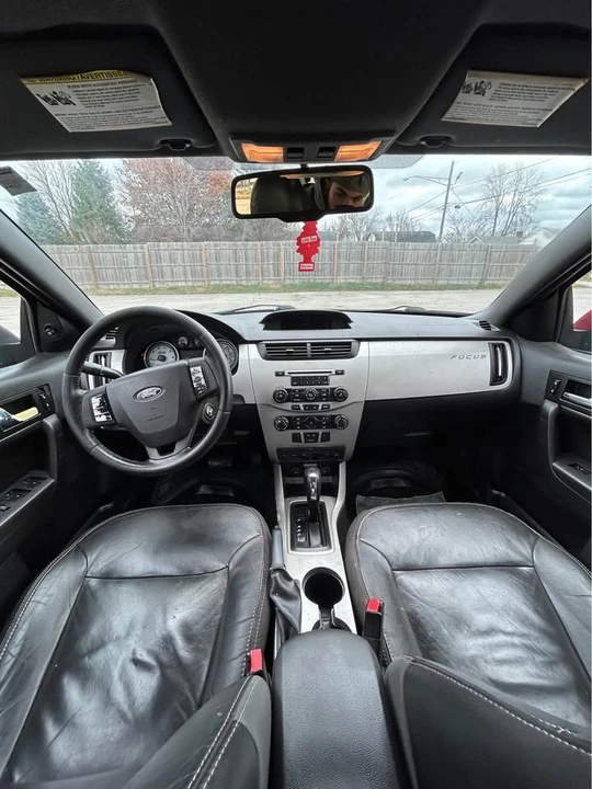 2010 Ford Focus 2nd Gen - Image 6 of 9