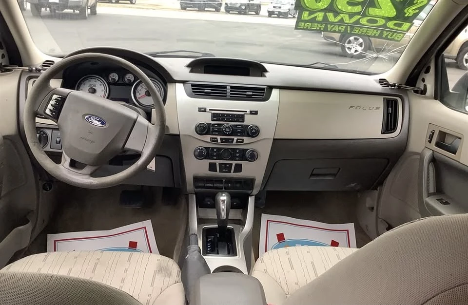 2010 Ford Focus 2nd Gen - Image 5 of 7