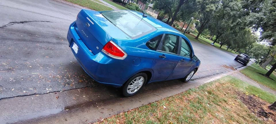 2010 Ford Focus 2nd Gen - Image 13 of 15