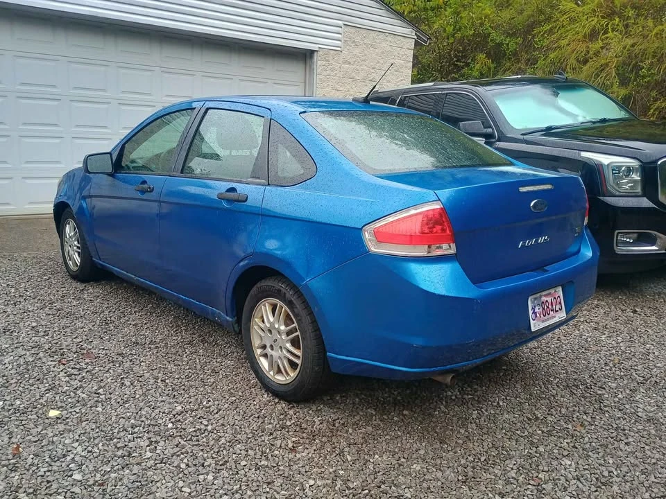 2010 Ford Focus 2nd Gen - Image 4 of 8