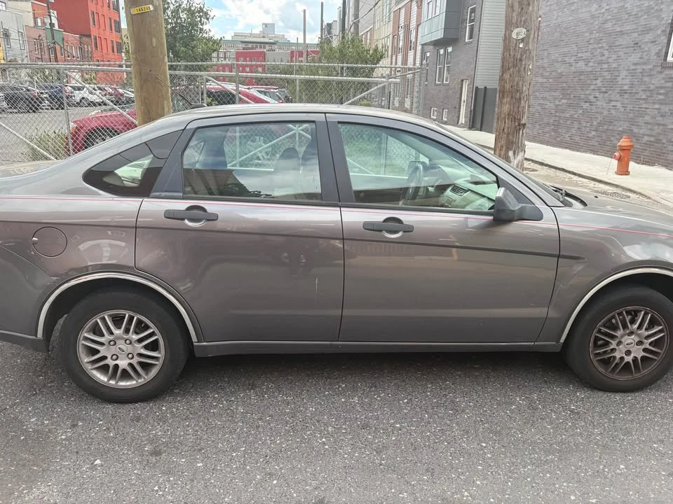 2010 Ford Focus 2nd Gen - Image 4 of 7