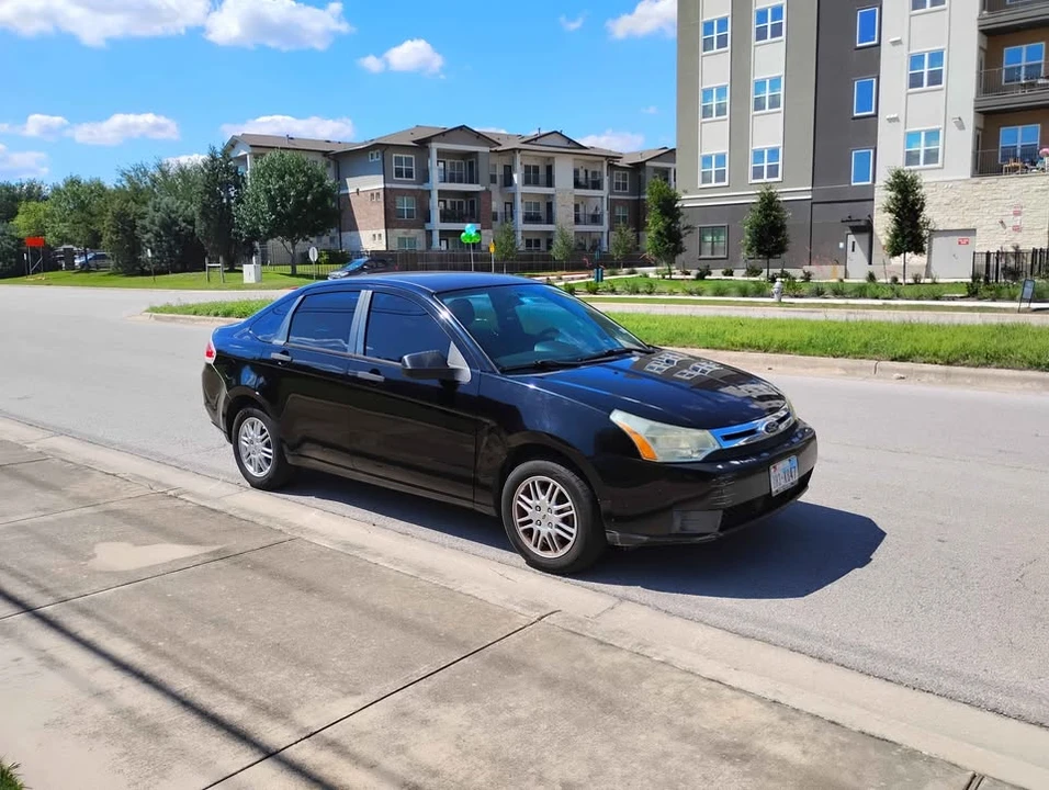 2010 Ford Focus 2nd Gen - Image 8 of 12