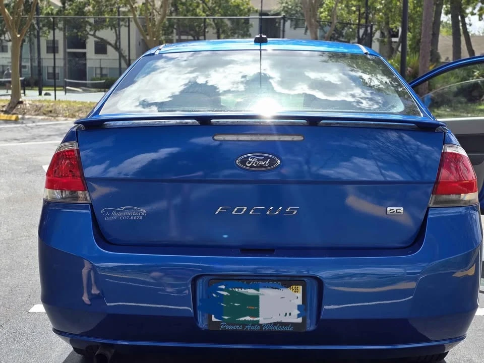 2010 Ford Focus 2nd Gen - Image 14 of 14