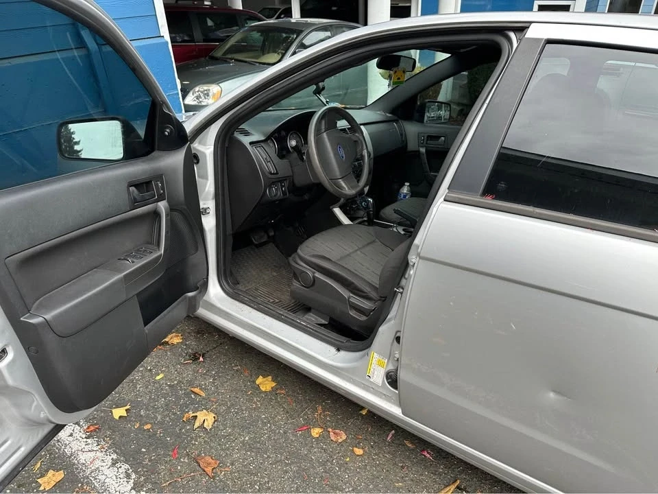 2010 Ford Focus 2nd Gen - Image 5 of 6