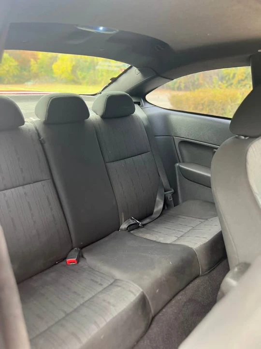 2010 Ford Focus 2nd Gen - Image 9 of 9