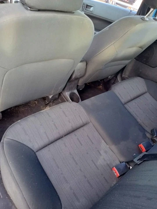 2010 Ford Focus 2nd Gen - Image 7 of 10