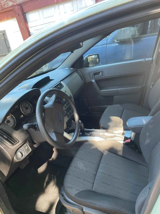 2010 Ford Focus 2nd Gen - Image 7 of 20