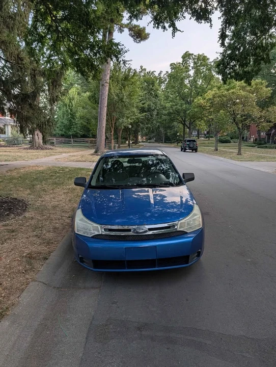 2010 Ford Focus 2nd Gen - Image 9 of 20