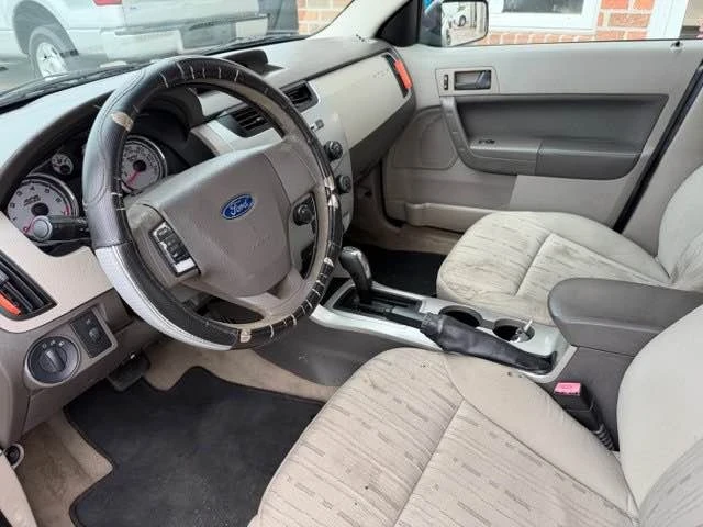 2010 Ford Focus 2nd Gen - Image 4 of 8