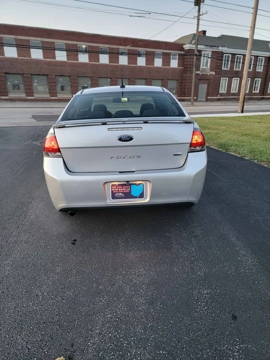 2010 Ford Focus 2nd Gen - Image 8 of 12