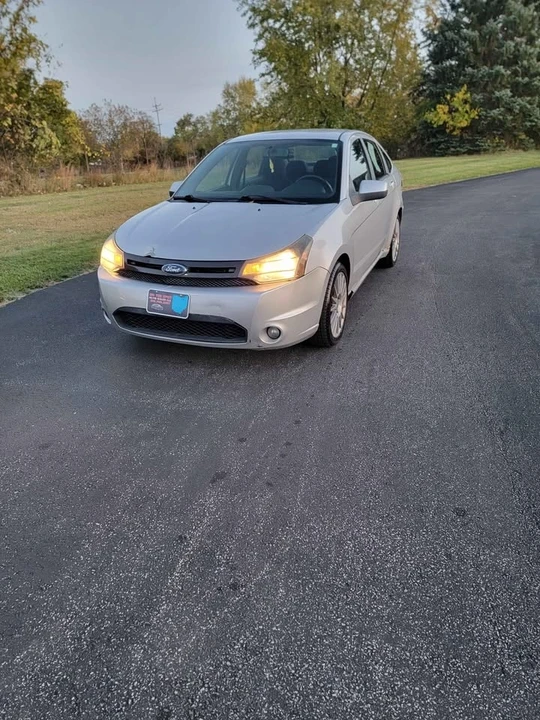 2010 Ford Focus 2nd Gen - Image 2 of 12