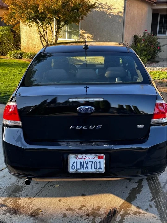 2010 Ford Focus 2nd Gen - Image 4 of 14