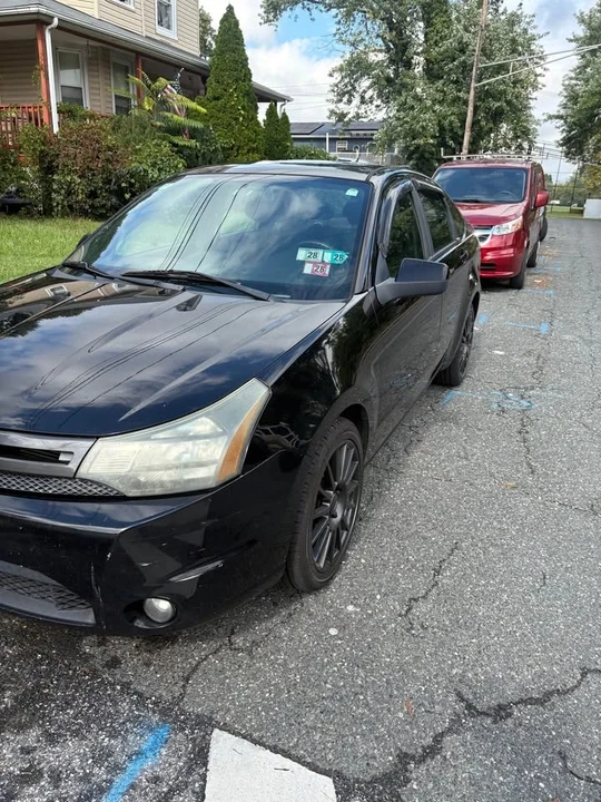 2010 Ford Focus 2nd Gen - Image 13 of 13