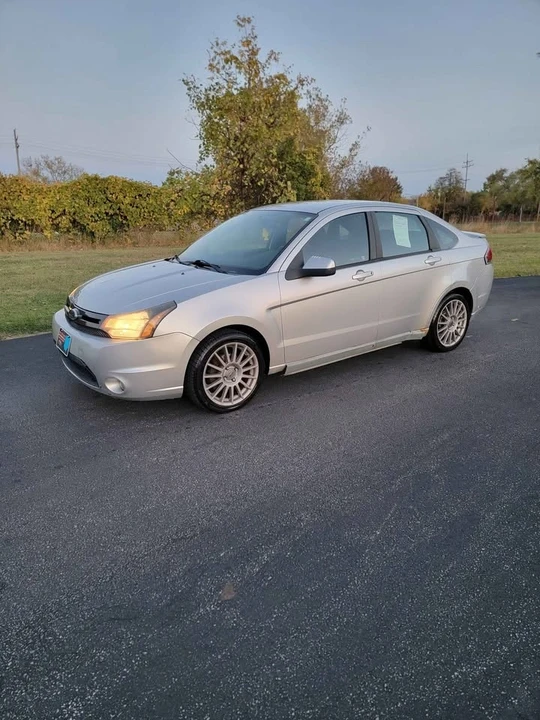 2010 Ford Focus 2nd Gen - Image 6 of 12