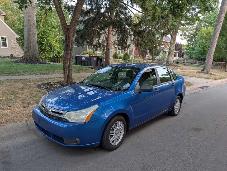 2010 Ford Focus 2nd Gen - Image 8 of 20