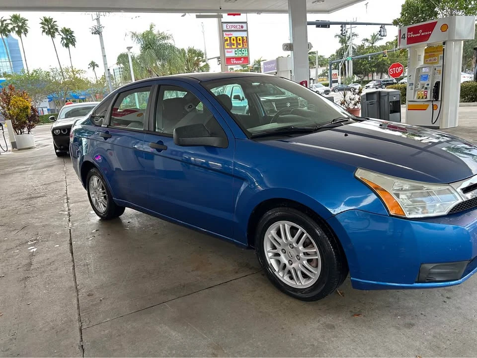2010 Ford Focus 2nd Gen - Image 4 of 11