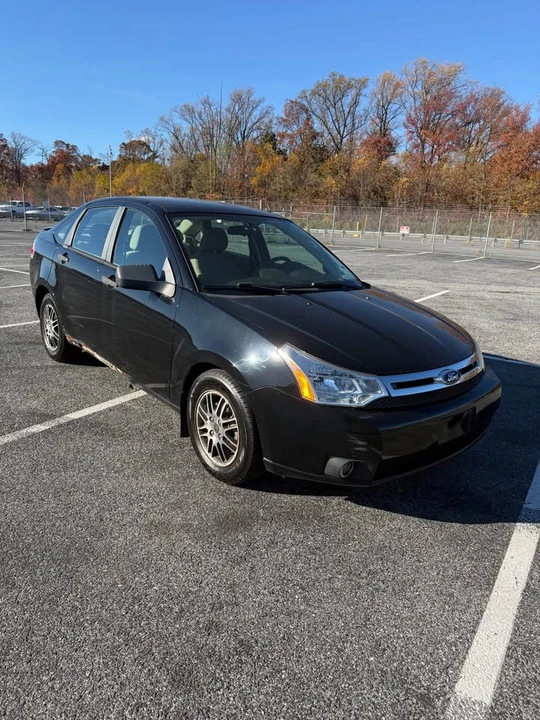 2010 Ford Focus 2nd Gen - Image 3 of 11