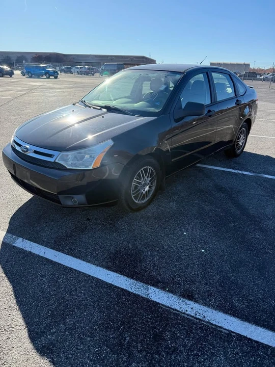 2010 Ford Focus 2nd Gen - Image 2 of 11