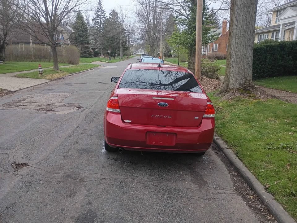 2010 Ford Focus 2nd Gen - Image 3 of 7