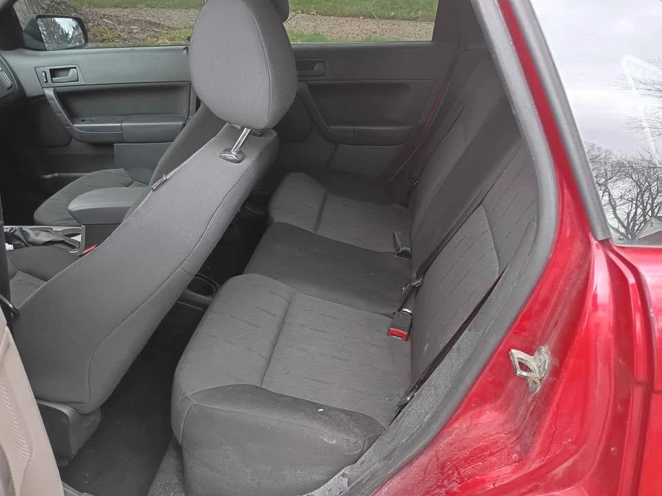 2010 Ford Focus 2nd Gen - Image 6 of 7