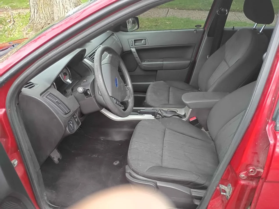 2010 Ford Focus 2nd Gen - Image 4 of 7