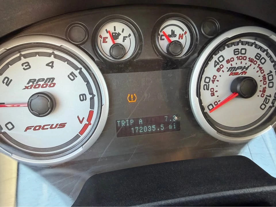 2010 Ford Focus 2nd Gen - Image 7 of 13