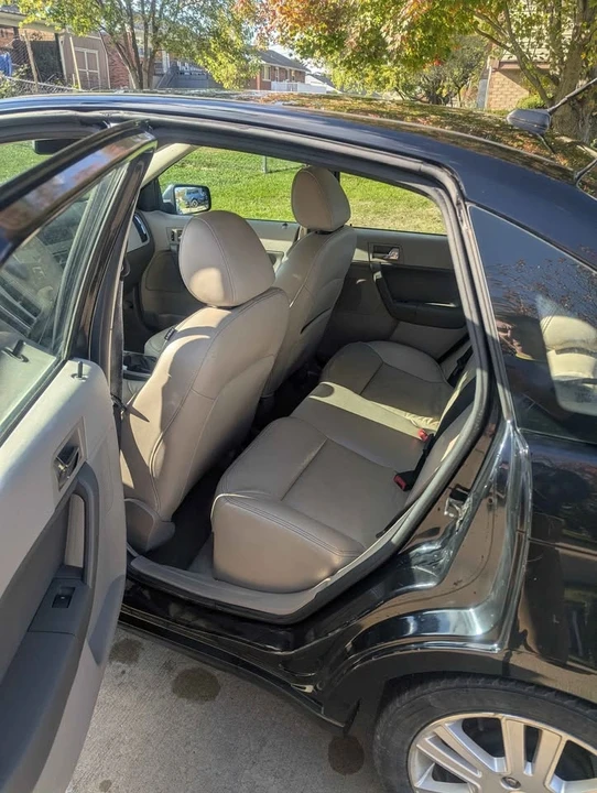 2010 Ford Focus 2nd Gen - Image 9 of 10