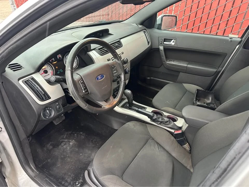 2010 Ford Focus 2nd Gen - Image 9 of 9