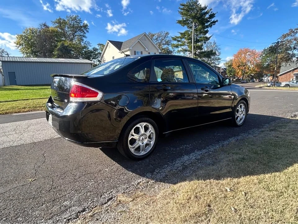 2010 Ford Focus 2nd Gen - Image 4 of 9